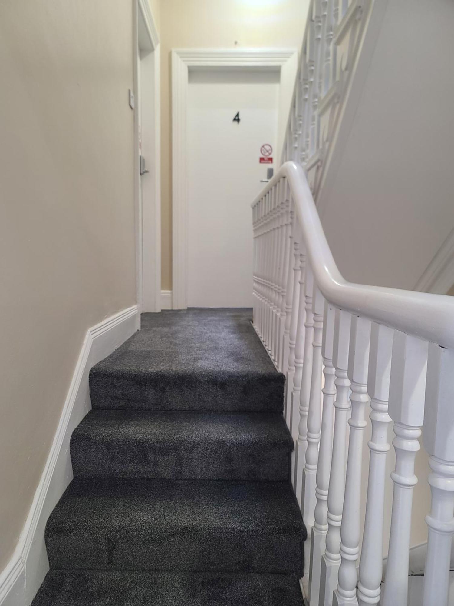 Проживание в семье Roskeen Townhouse Белфаст